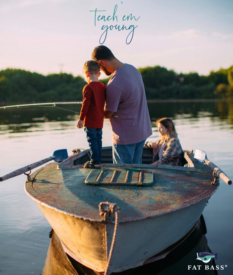 Teach’em young, take the time. ✌️❤️🎣